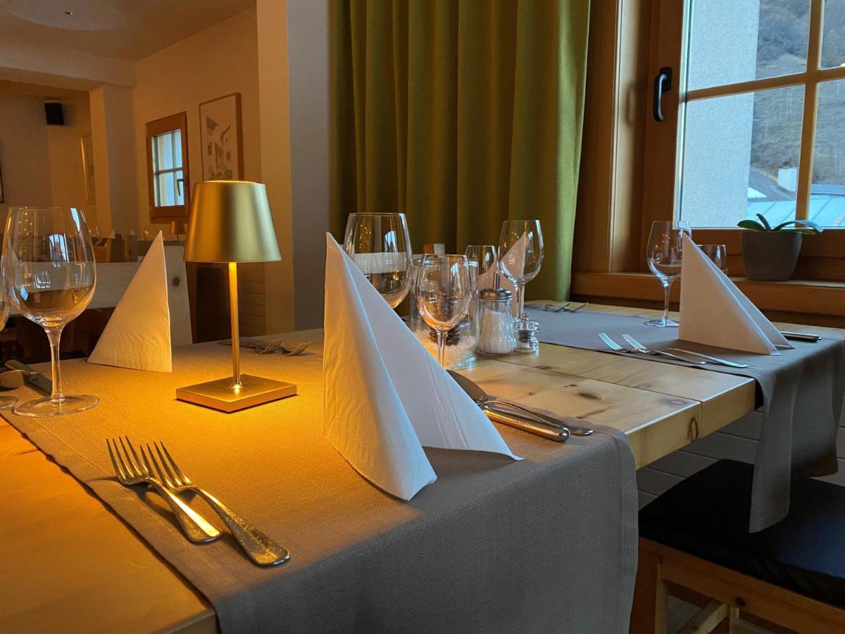 Hotel Helvetia Müstair Kültér fotó