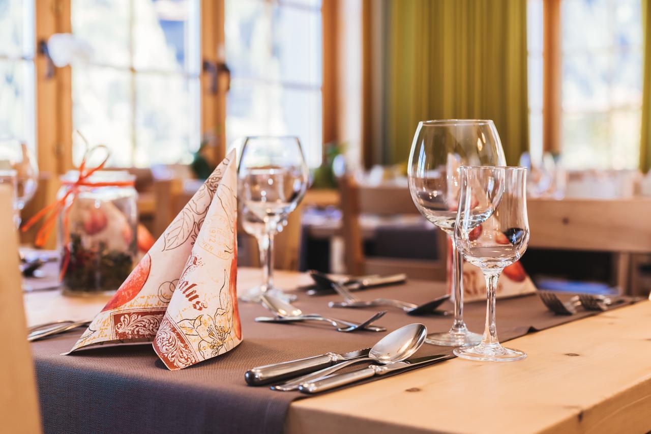 Hotel Helvetia Müstair Kültér fotó