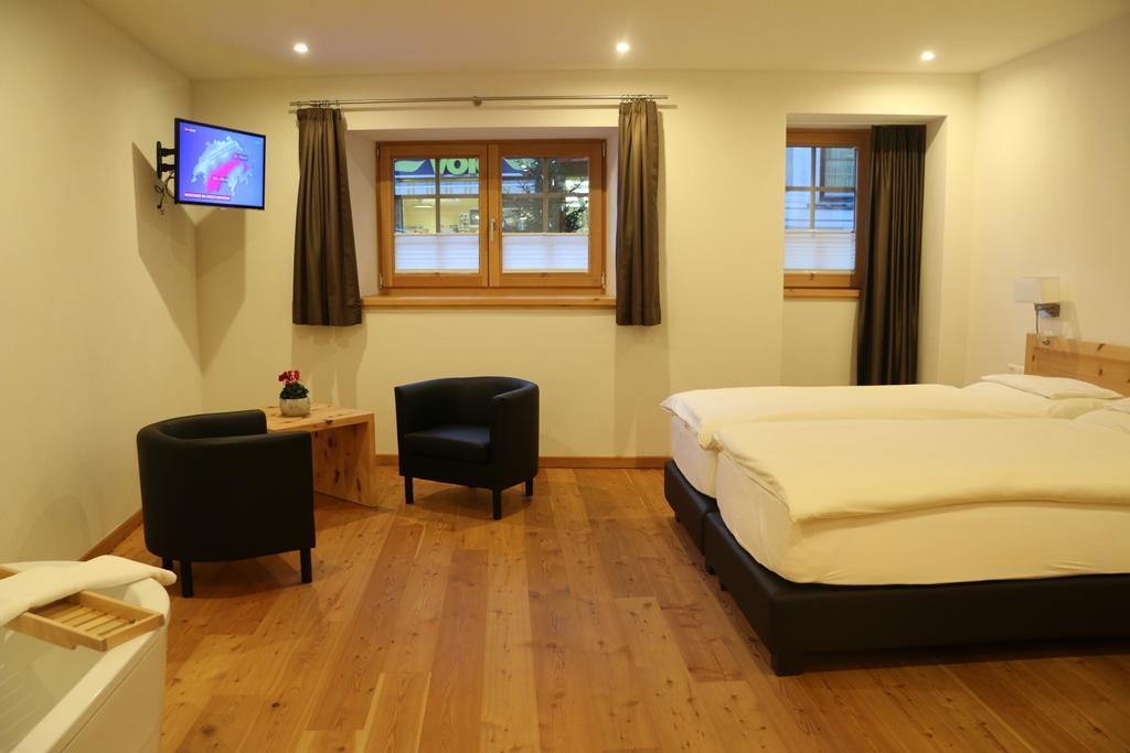 Hotel Helvetia Müstair Kültér fotó