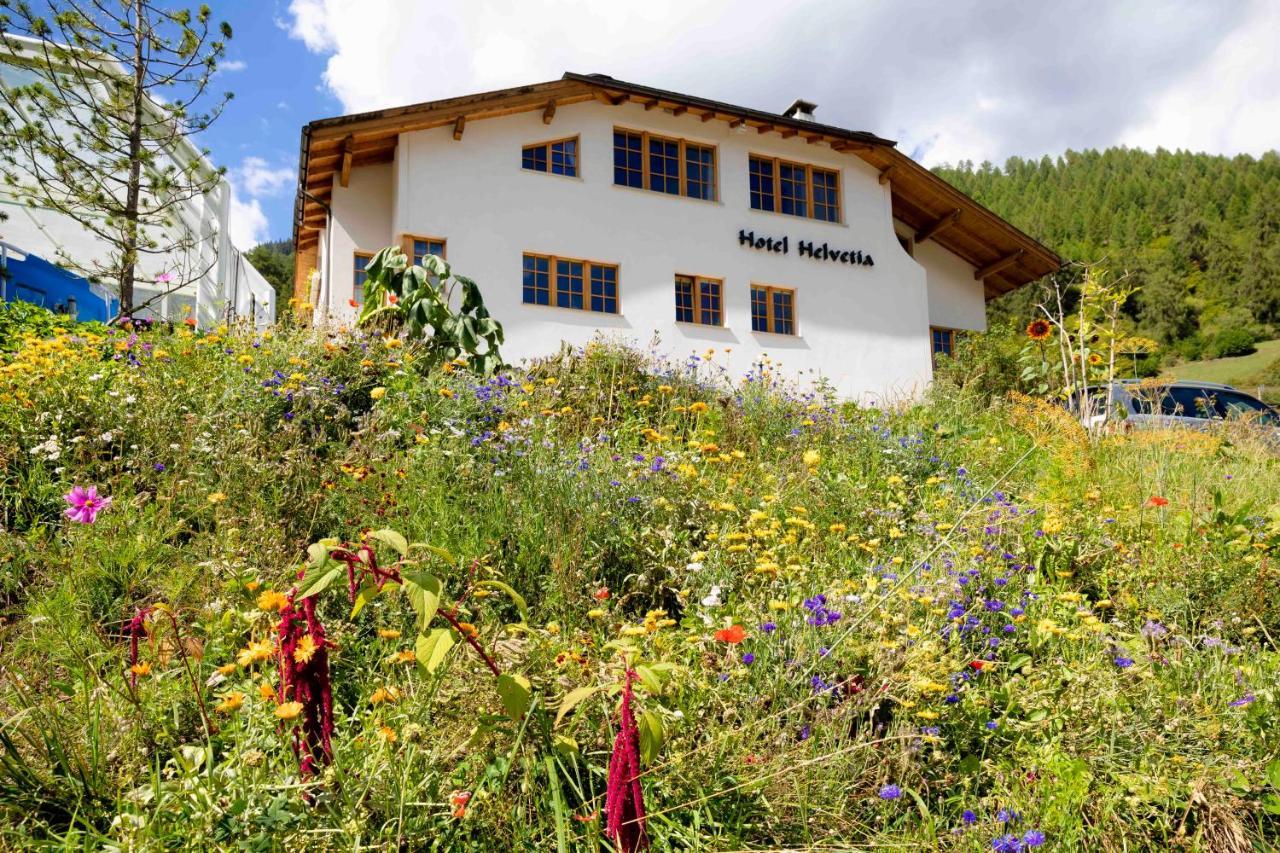 Hotel Helvetia Müstair Kültér fotó